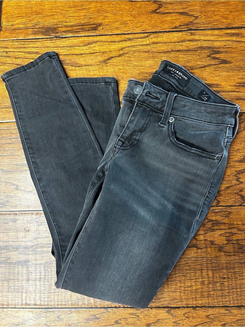 Lucky Brand low rise skinny Lolita Black Ankle Jeans